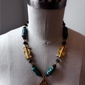 Gold and Green Statement Necklace with Beaded Design (with matching bracelet)